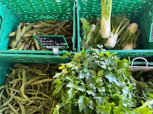 Gemüse draußen vor dem Markt - Mein Bauernmarkt Höchenschwand